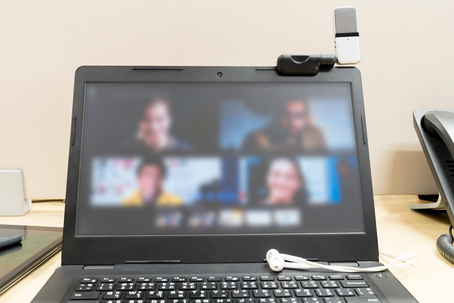 Scientists Agree That Everyone Hates Your Terrible Zoom Mic