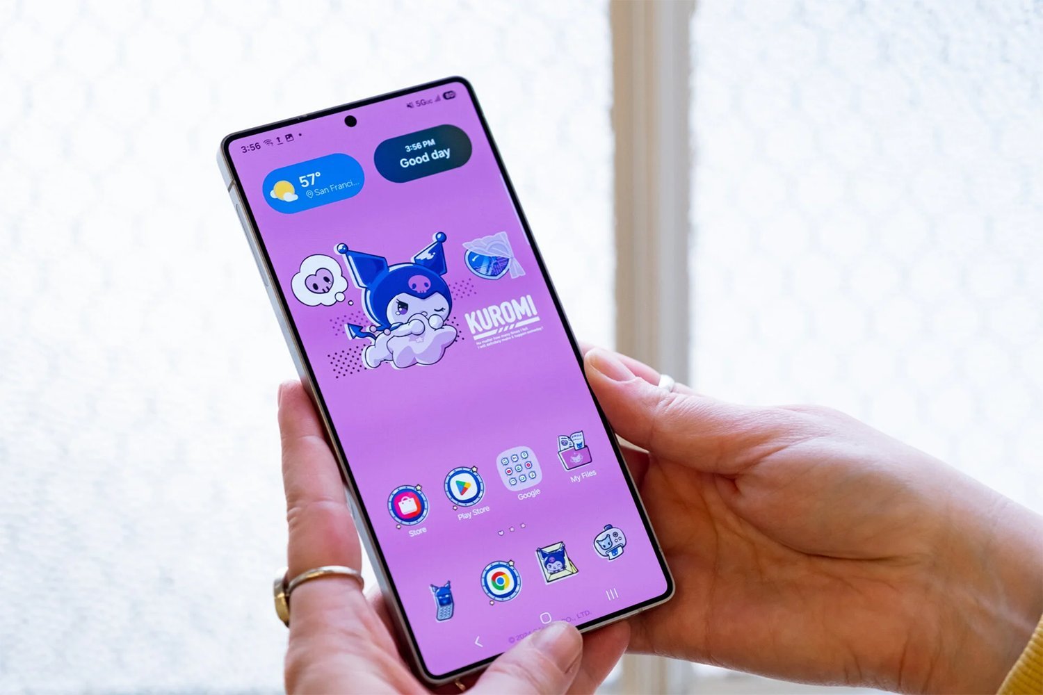 Samsung Is Running Way Behind on Its Android 15 Update