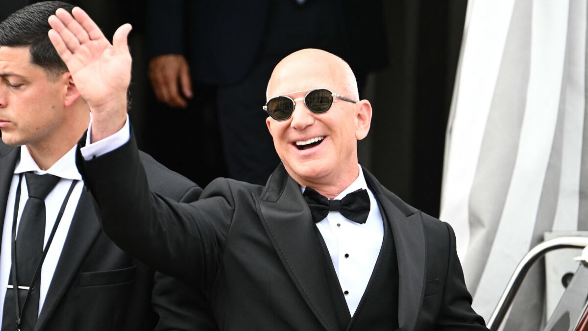 Jeff Bezos Reportedly Eyes Purchase of CNBC as Tech Billionaires Gobble Up Media