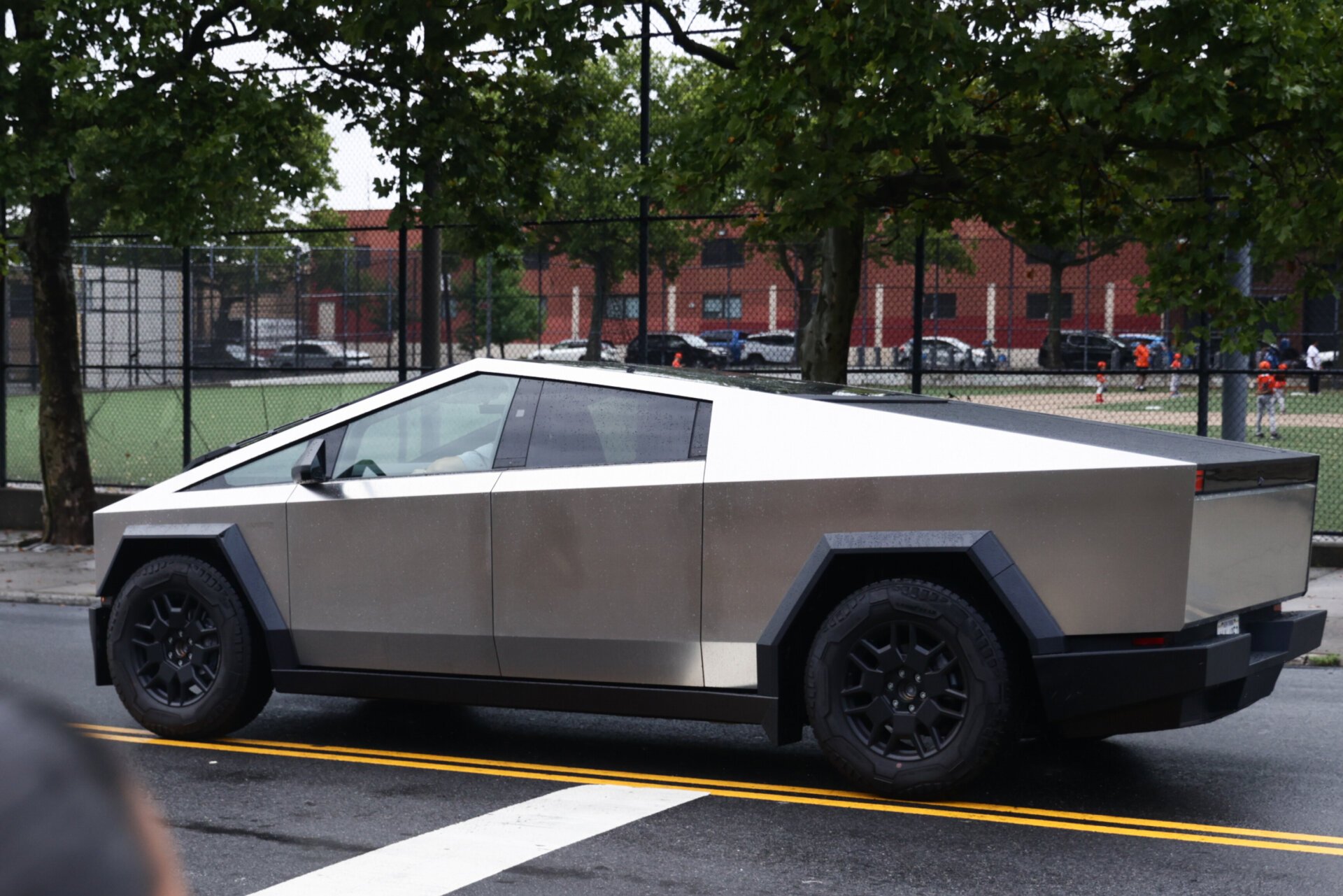 Cybertruck Leads Tesla’s Used-Car Collapse