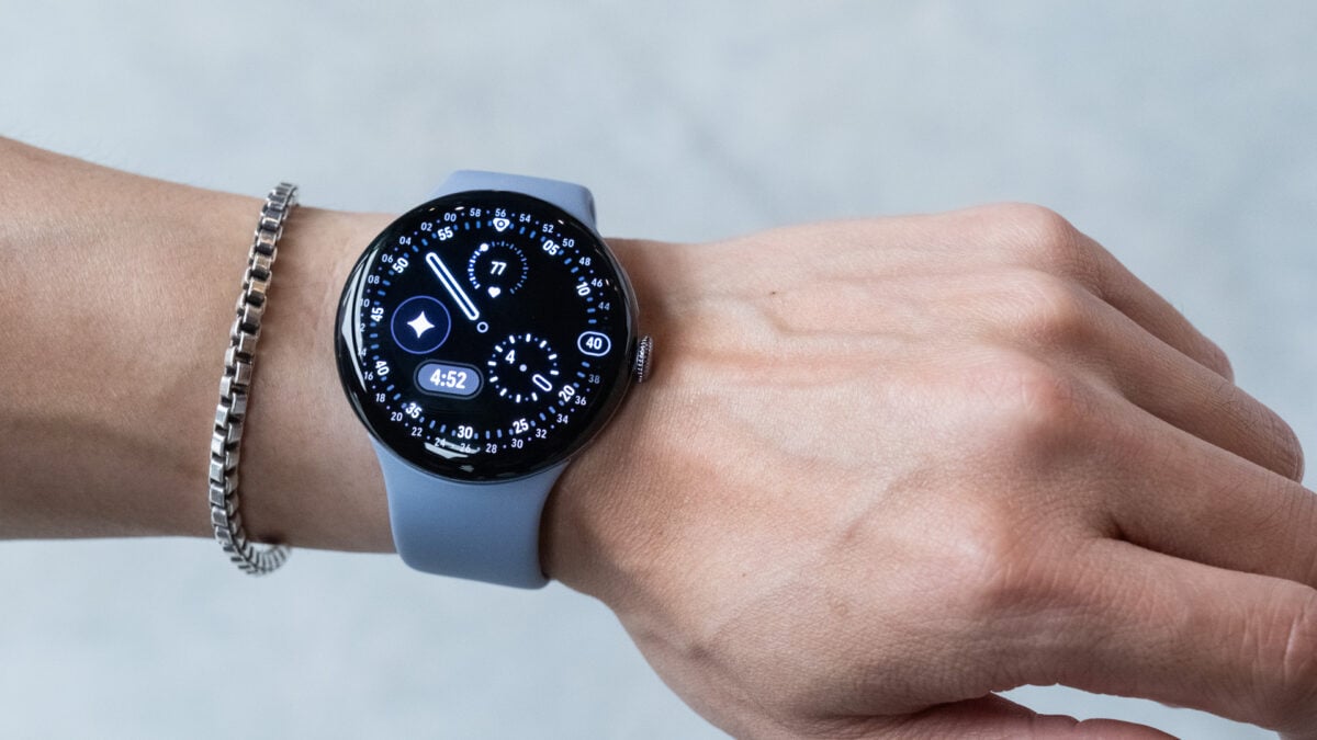 Pixel Watch 4 Hands-On: The Apple Watch Finally Has a Real Competitor