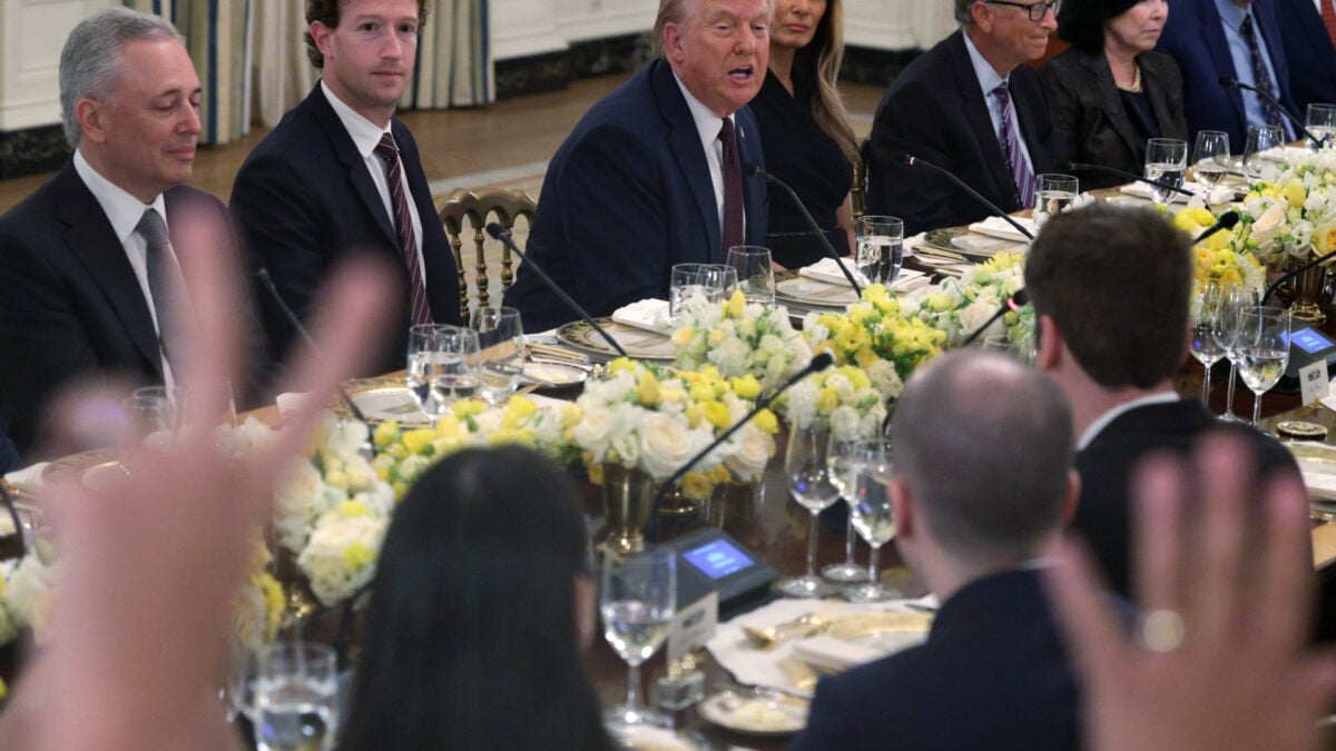 Big Tech Tells H-1B Workers Not to Leave Country Due to Trump’s New Policy