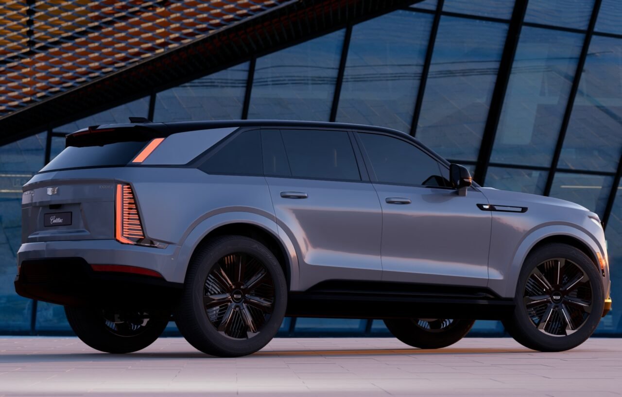 GM Unveils Electric SUV With ‘Eyes-Off’ Driving