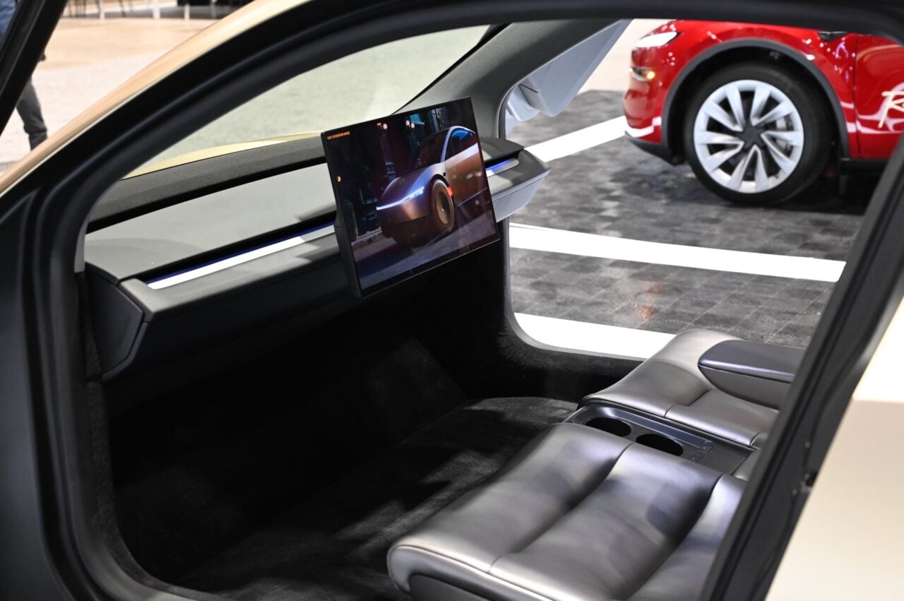 What’s the Difference Between Tesla’s Cybercab and Robotaxi?