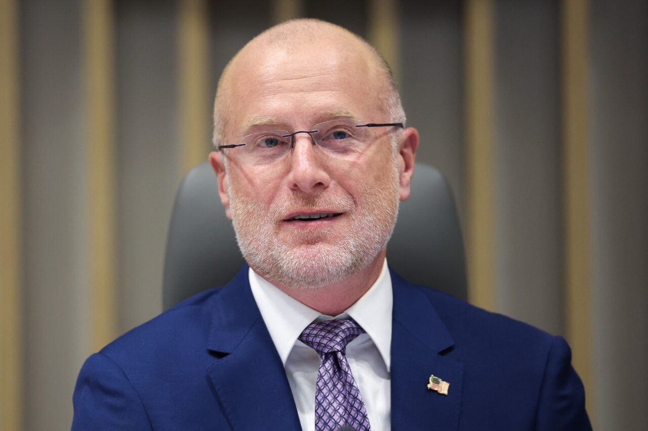 FCC Chairman Threatens to Revoke TV Licenses Over Iran Coverage