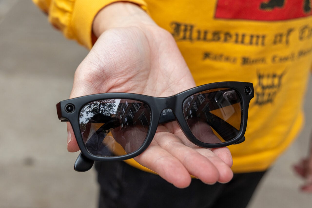 The Biggest Apple Copycat Is Now Copying Ray-Ban Meta AI Glasses