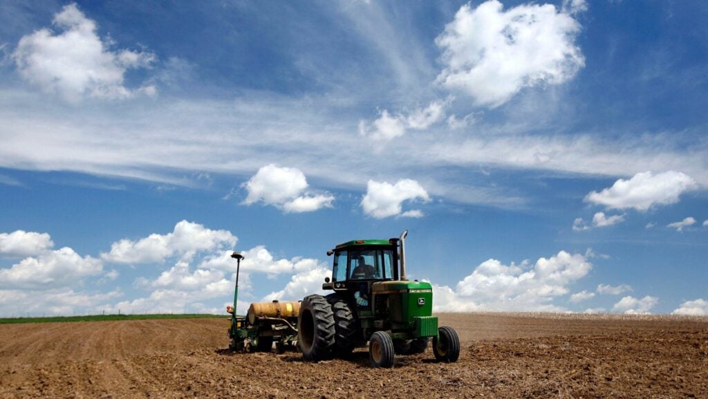 John Deere’s Right-to-Repair Saga Is Finally Over—for 10 Years, at Least